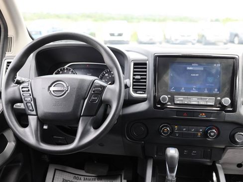 Used 2022 Nissan Frontier SV RWD image 23