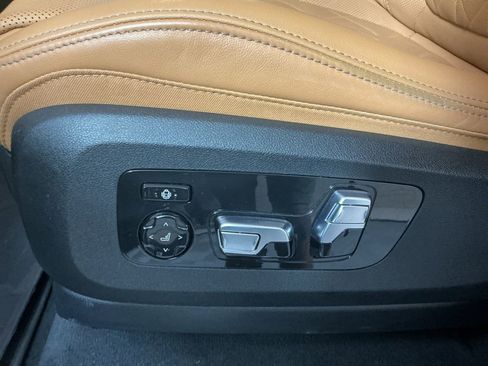 Certified 2023 BMW X7 xDrive40i w/ Premium Package image 21