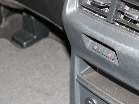 Used 2021 Ford Edge Titanium w/ Equipment Group 301A image 28