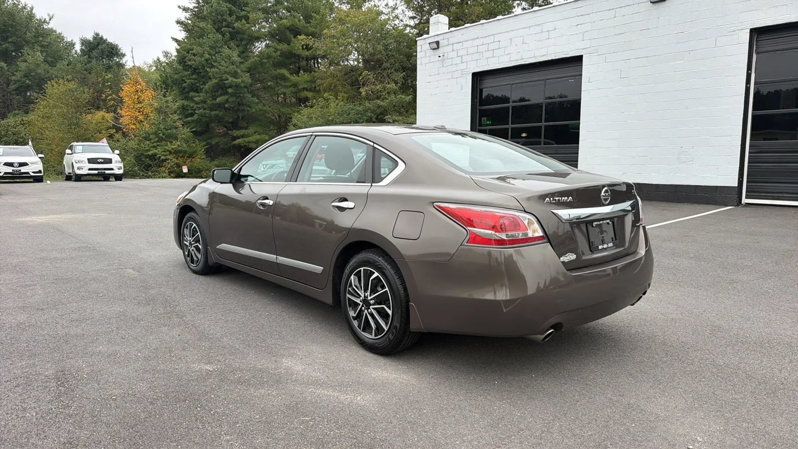 Used 2015 Nissan Altima 2.5 S w/ Power Driver Seat Package FWD image 5
