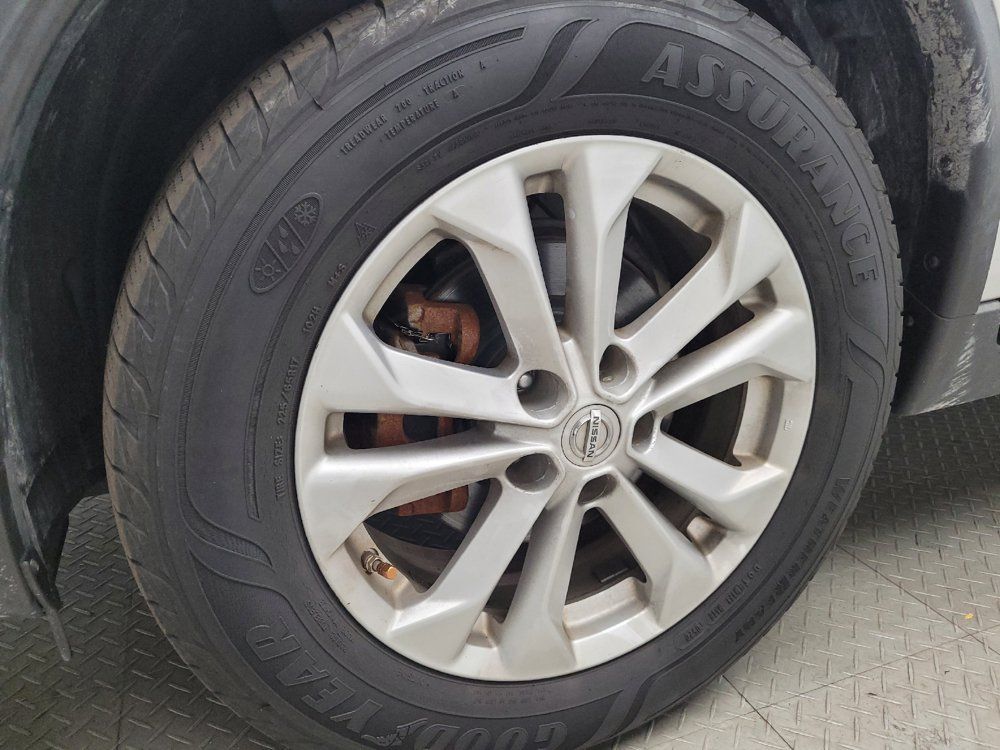 Used 2015 Nissan Rogue SV AWD/4WD image 31