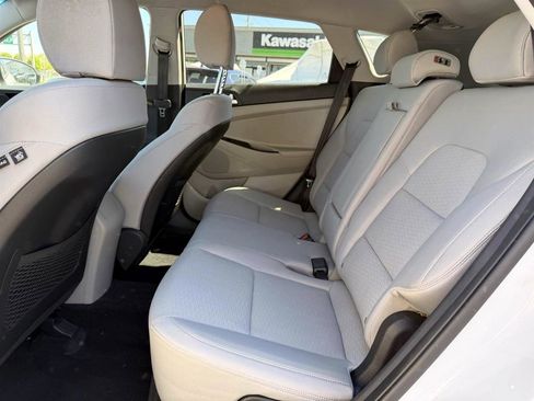 Used 2019 Hyundai Tucson Value AWD/4WD image 12