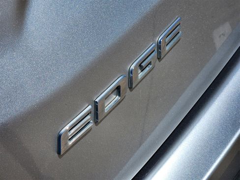 Used 2020 Ford Edge Titanium w/ Cargo Accessory Package image 18