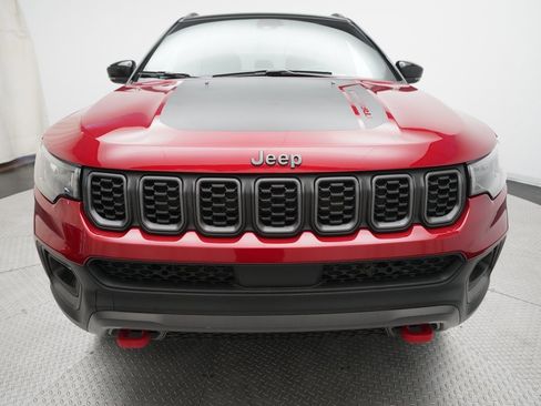 Used 2024 Jeep Compass Trailhawk w/ Trailhawk Convenience Group image 21