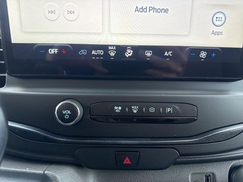 New 2026 Ford Transit 250 148 Medium Roof image 34