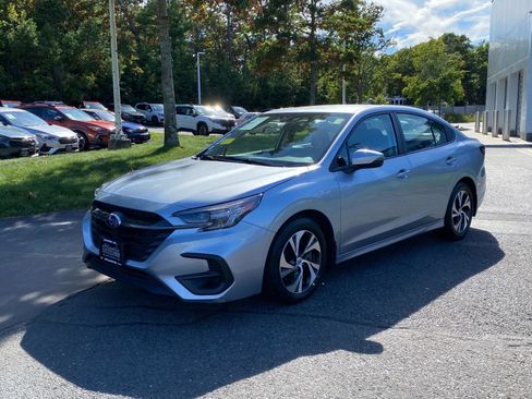 Used 2023 Subaru Legacy Premium image 3