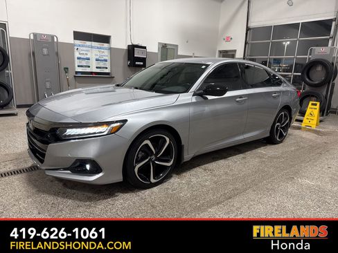 Used 2022 Honda Accord Sport image 8