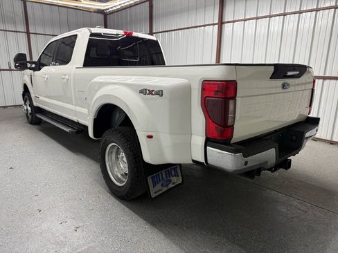 Used 2021 Ford F350 Lariat w/ Lariat Value Package image 4