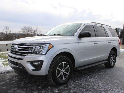 Used 2018 Ford Expedition XL image 3