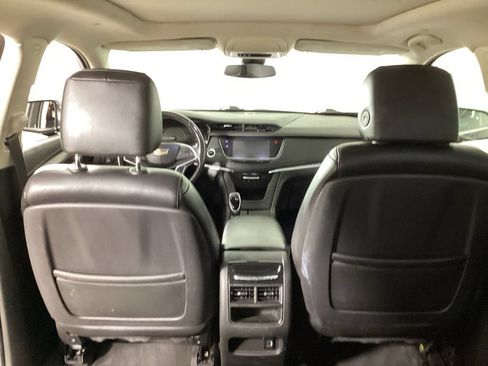 Used 2018 Cadillac XT5 Premium Luxury w/ Driver Assist Package AWD/4WD image 23