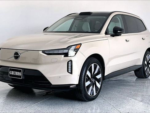 Used 2025 Volvo EX90 Plus AWD/4WD image 14