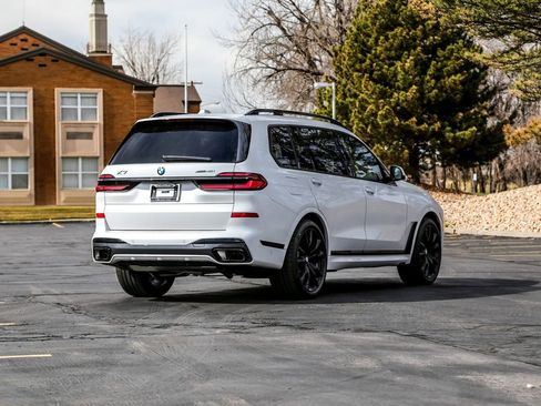 New 2026 BMW X7 xDrive40i w/ Dynamic Handling Package image 5