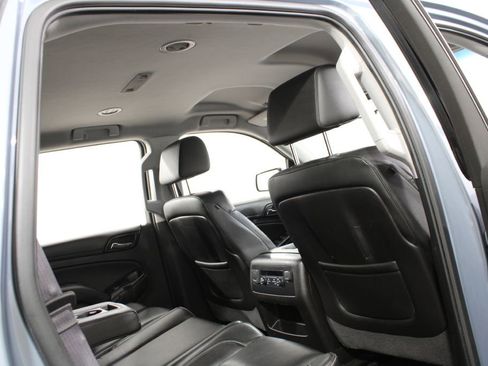 Used 2016 GMC Yukon SLT AWD/4WD image 29