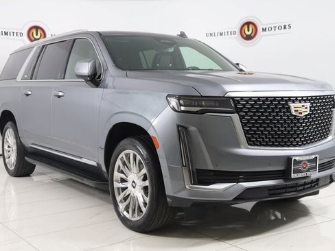 Used 2022 Cadillac Escalade ESV Premium Luxury image 25