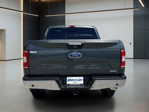 Used 2018 Ford F150 XLT w/ Equipment Group 302A Luxury AWD/4WD image 4