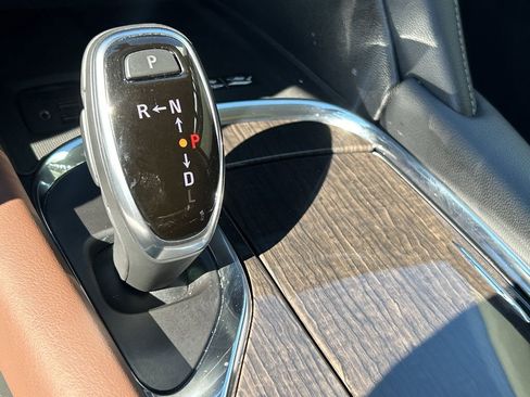 Certified 2020 Buick Enclave Avenir w/ Avenir Technology Package image 27