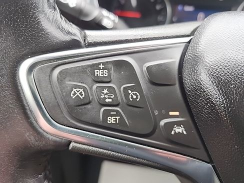 Used 2021 Chevrolet Equinox LT AWD/4WD image 26