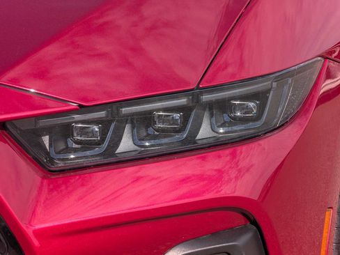 Used 2025 Ford Mustang GT Premium RWD image 10