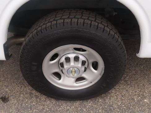Used 2023 Chevrolet Express 3500 LS RWD image 14