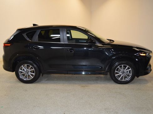 New 2025 MAZDA CX-5 AWD 2.5 S w/ Select Package image 2