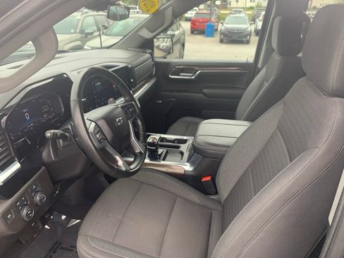 Used 2024 Chevrolet Silverado 1500 RST w/ Convenience Package II AWD/4WD image 17
