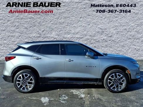 Used 2024 Chevrolet Blazer RS w/ Enhanced Convenience Package image 5