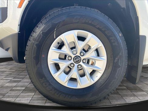 New 2026 Nissan Frontier S w/ Tow Package AWD/4WD image 11