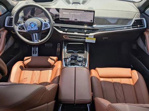 Used 2026 BMW X7 M60i image 14