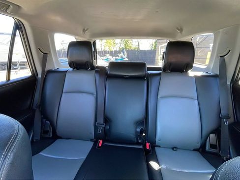 Used 2015 Toyota 4Runner SR5 Premium RWD image 32
