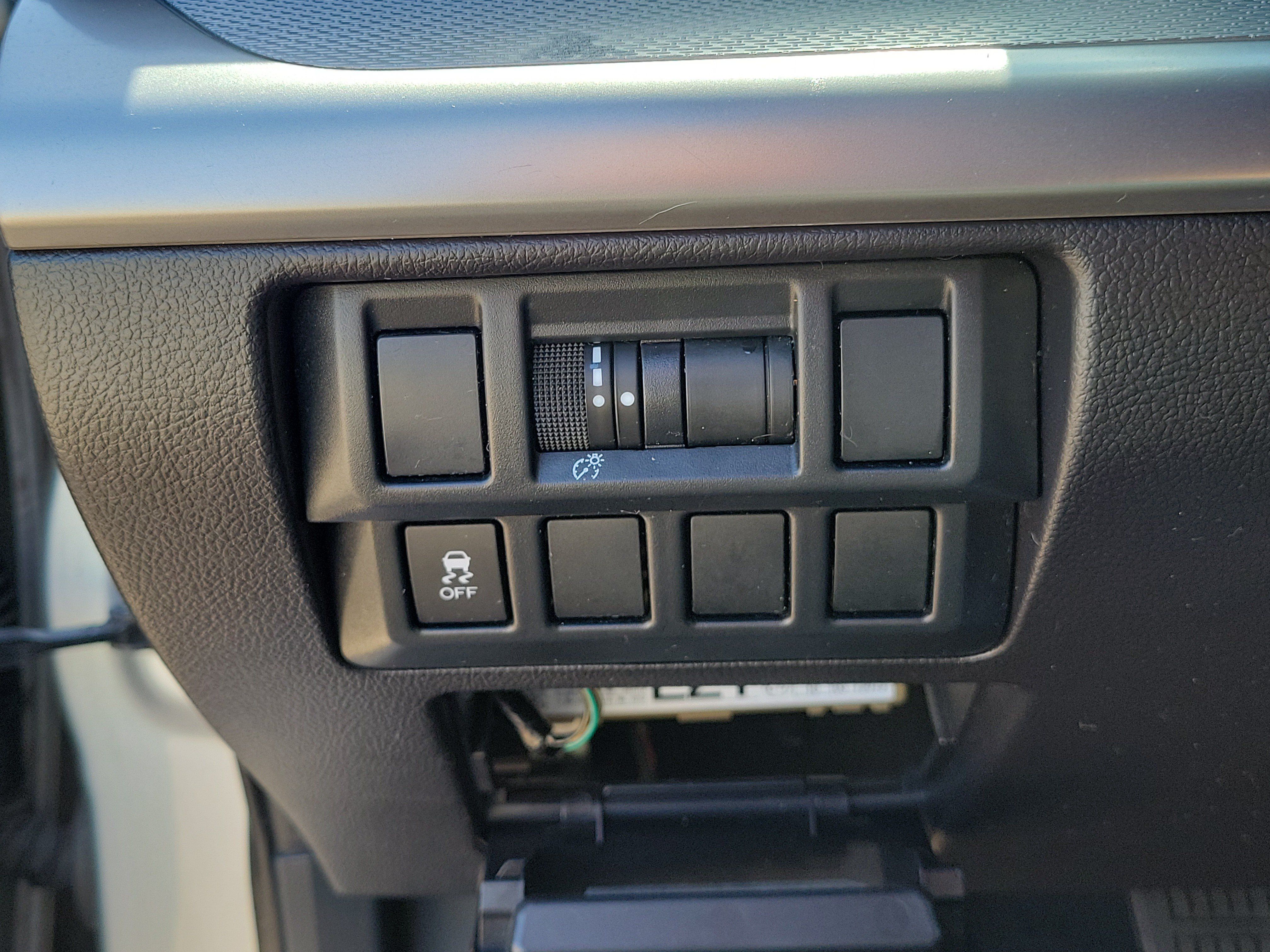 Used 2017 Subaru Outback 2.5i AWD/4WD image 19