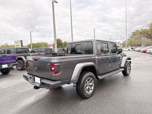 New 2026 Jeep Gladiator Sport AWD/4WD image 3