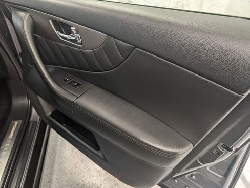 Used 2015 INFINITI QX70 3.7 image 34