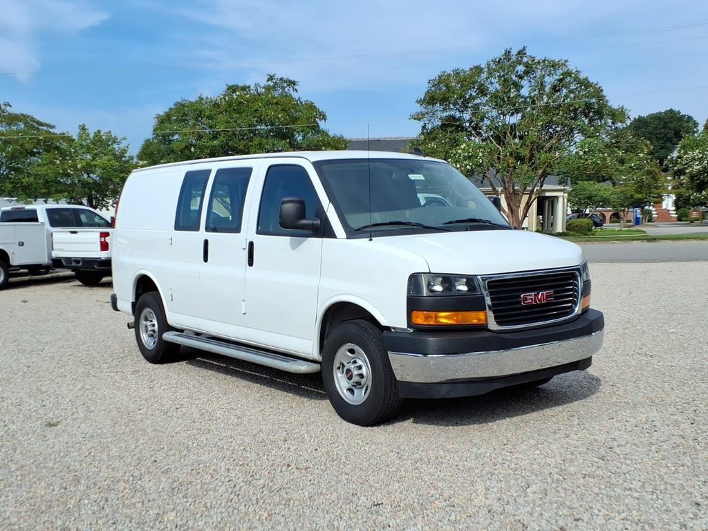 Used 2024 GMC Savana 2500 w/ Driver Convenience Package RWD image 1