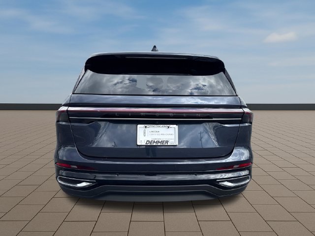 Certified 2024 Lincoln Nautilus Premier AWD/4WD image 5