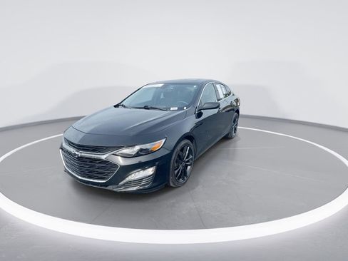 Used 2023 Chevrolet Malibu LT w/ Midnight Edition FWD image 4