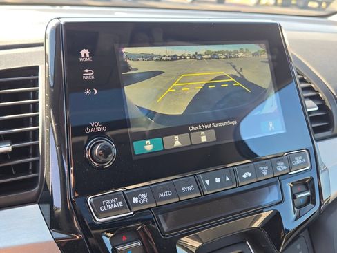 Used 2024 Honda Odyssey EX-L image 38