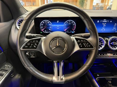Certified 2025 Mercedes-Benz GLA 250 image 15