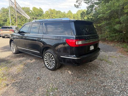 Used 2020 Lincoln Navigator L Reserve w/ Luxury Package AWD/4WD image 2