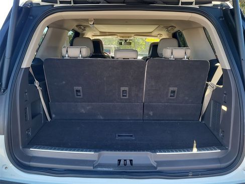 Used 2023 Lincoln Navigator Reserve image 7