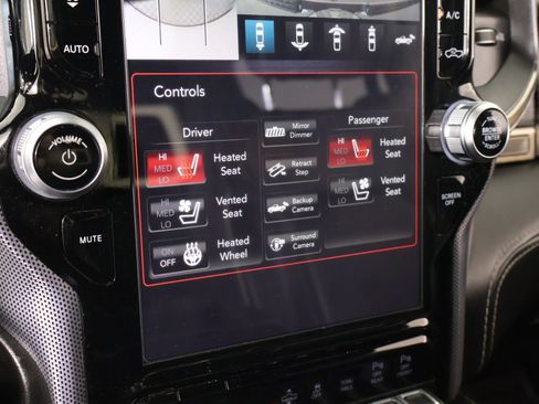 Used 2019 RAM 1500 Limited w/ Advanced Safety Group AWD/4WD image 7
