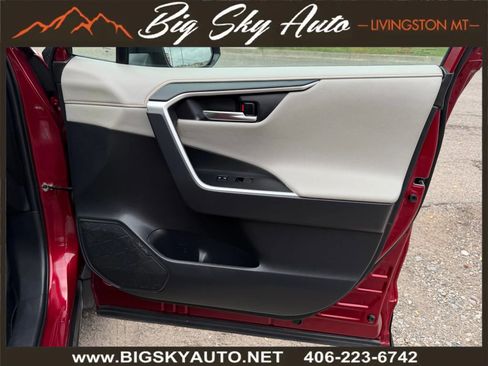 Used 2019 Toyota RAV4 Adventure image 18