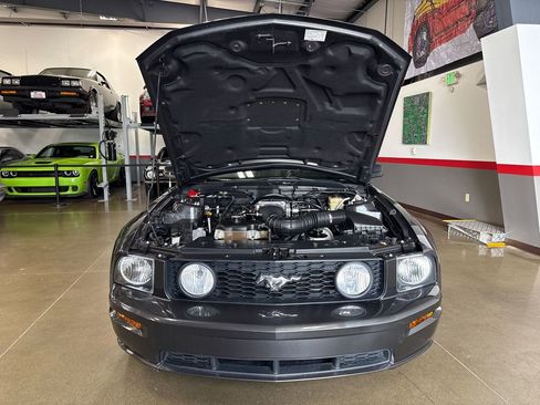 Used 2007 Ford Mustang GT image 74