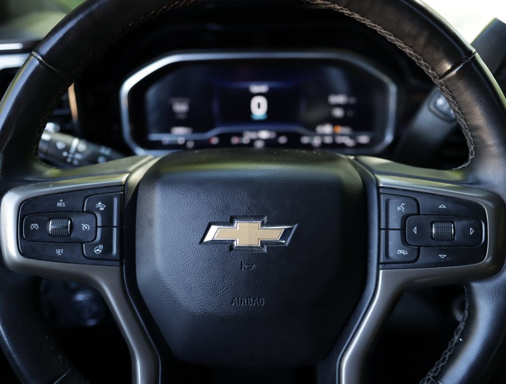 Used 2024 Chevrolet Silverado 2500 High Country w/ High Country Premium Package AWD/4WD image 12