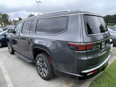 Used 2024 Jeep Wagoneer L Series II w/ Flexible Seating Group