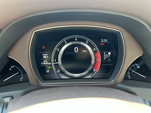 Used 2020 Lexus LS 500 w/ Accessory Package (Z2) RWD image 21