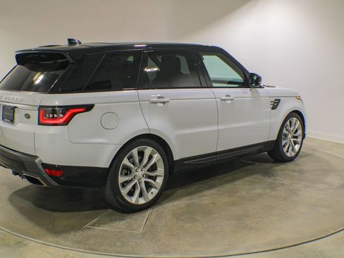 Used 2020 Land Rover Range Rover Sport HSE image 5
