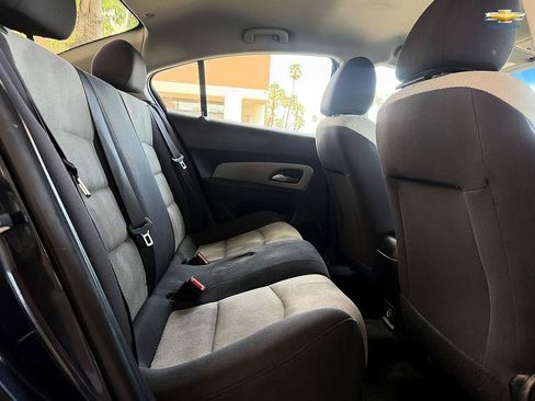 Used 2015 Chevrolet Cruze LS FWD image 14