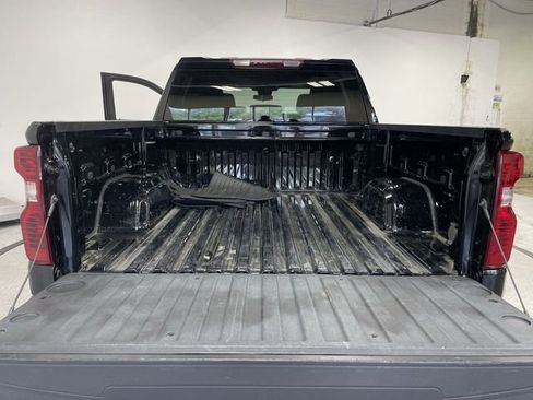 Used 2023 Chevrolet Silverado 1500 LT image 25