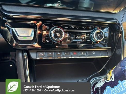 Used 2024 GMC Sierra 1500 AT4 w/ Technology Package image 18