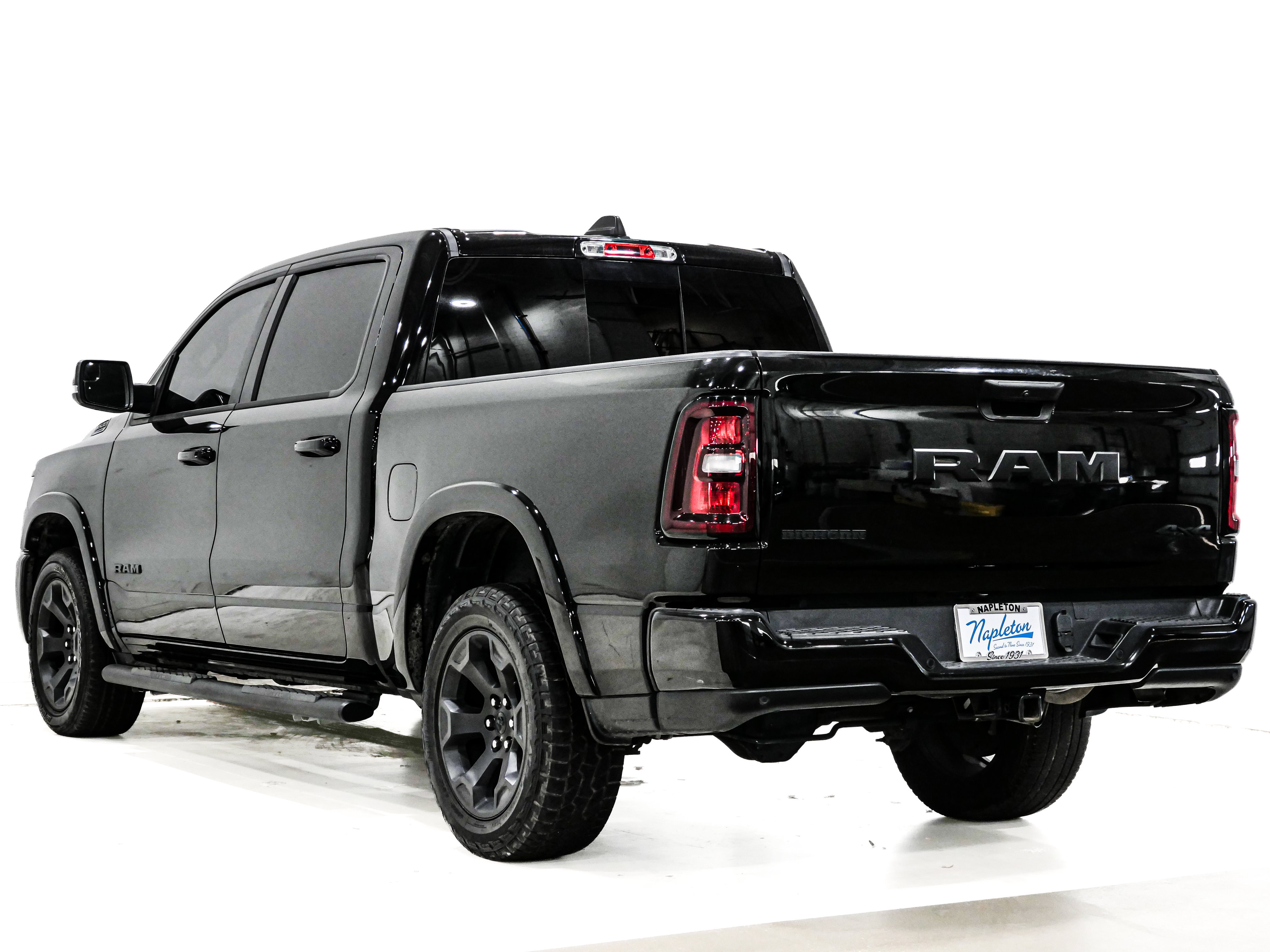 Used 2025 RAM 1500 Big Horn AWD/4WD image 7